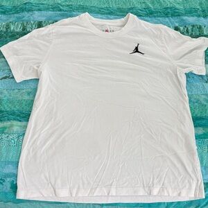 Jordan Men's White Tee 
Large, worn once